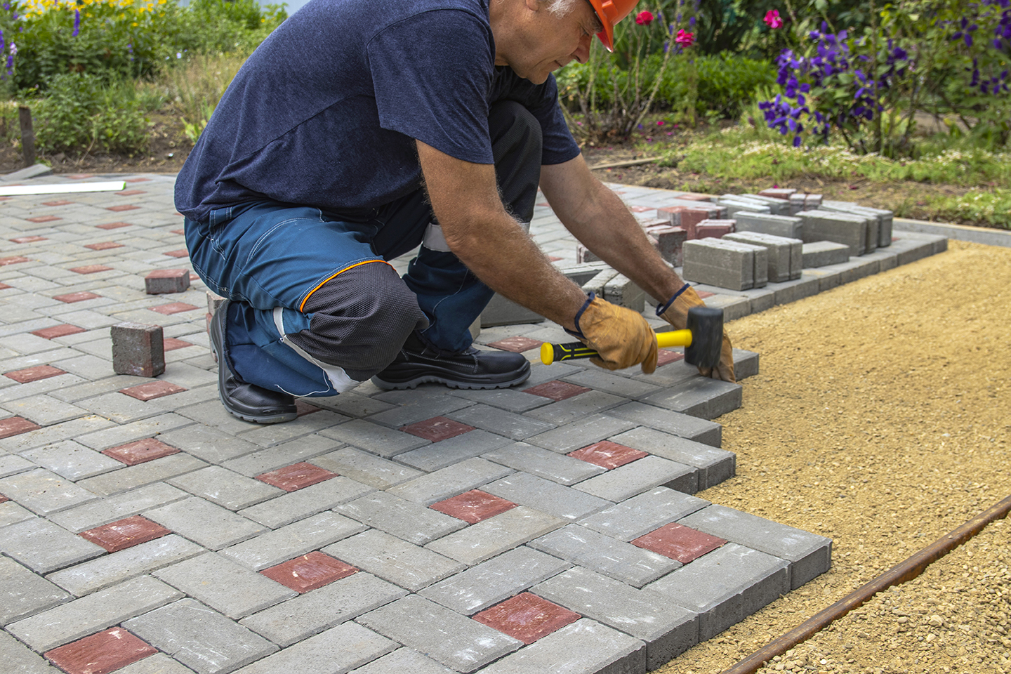 Passaic, Bergen and Rockland County area Masonry contractor working on a paver patio