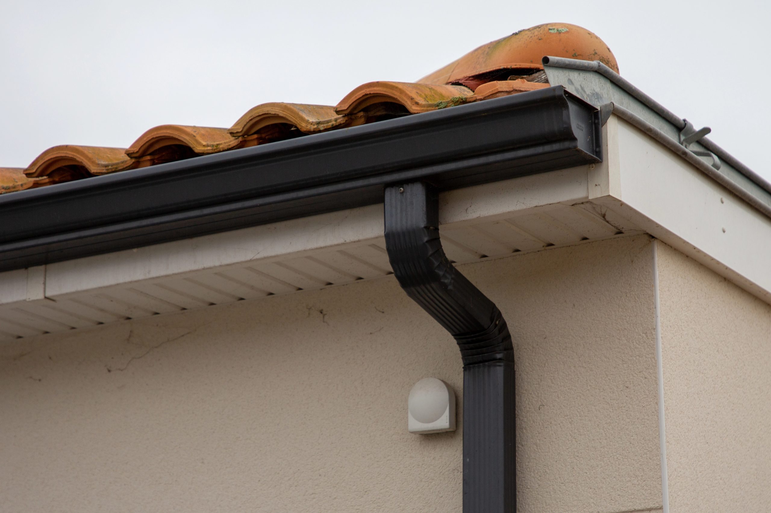 Nuvista seamless gutters offer durable leak-free protection for homes in the Passaic, Bergen, Rockland County Area